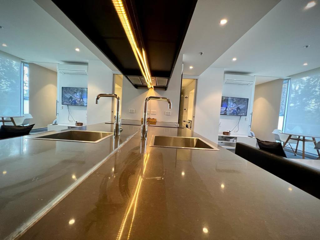 Luxury 2 Bedroom Suite Near Adelaide With A Car Park Broadview 外观 照片